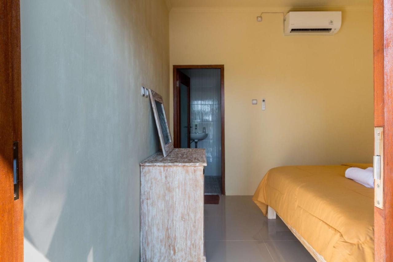 Dicky Guest House 2 Batu Bolong Canggu Kültér fotó