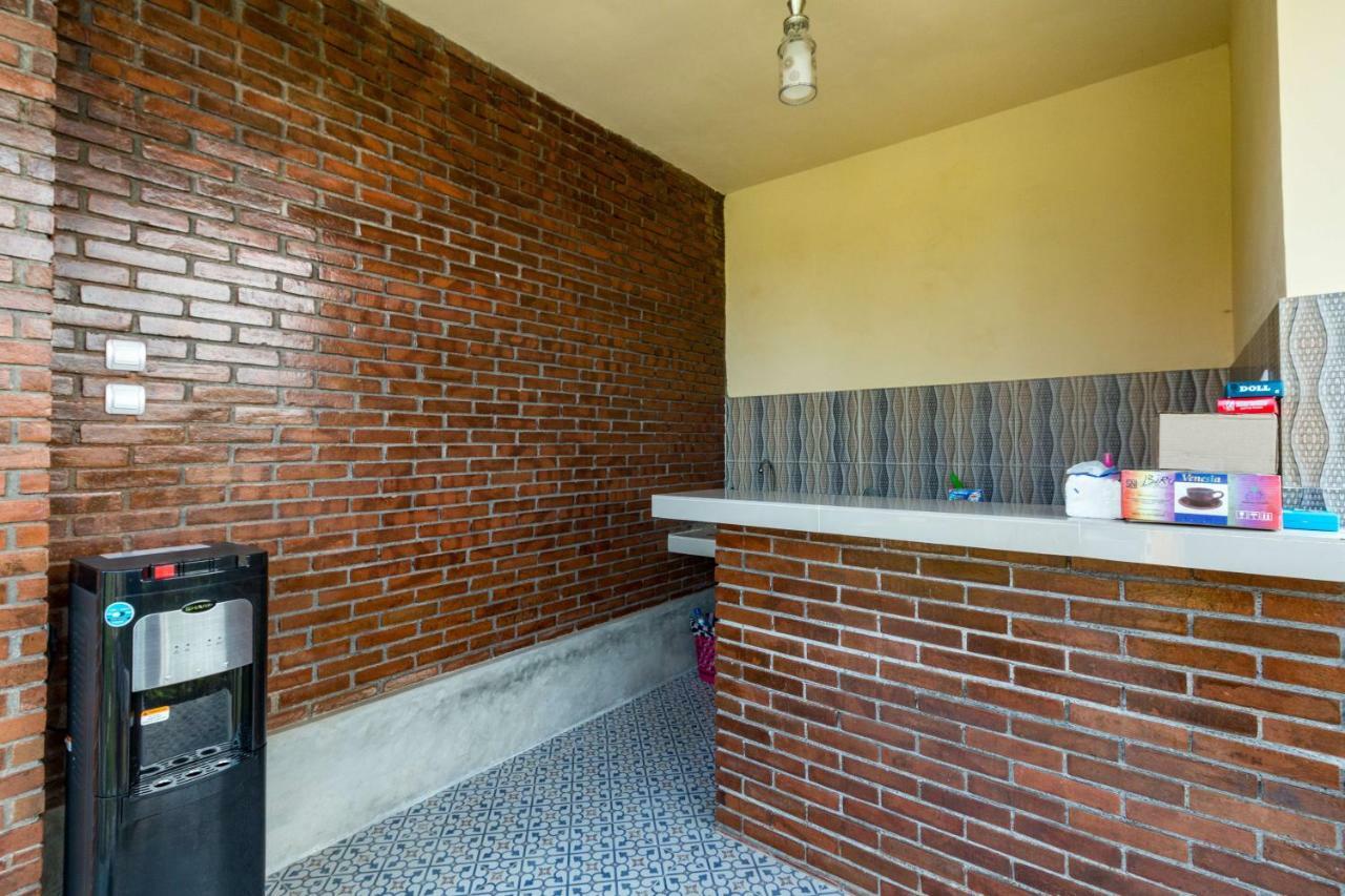Dicky Guest House 2 Batu Bolong Canggu Kültér fotó